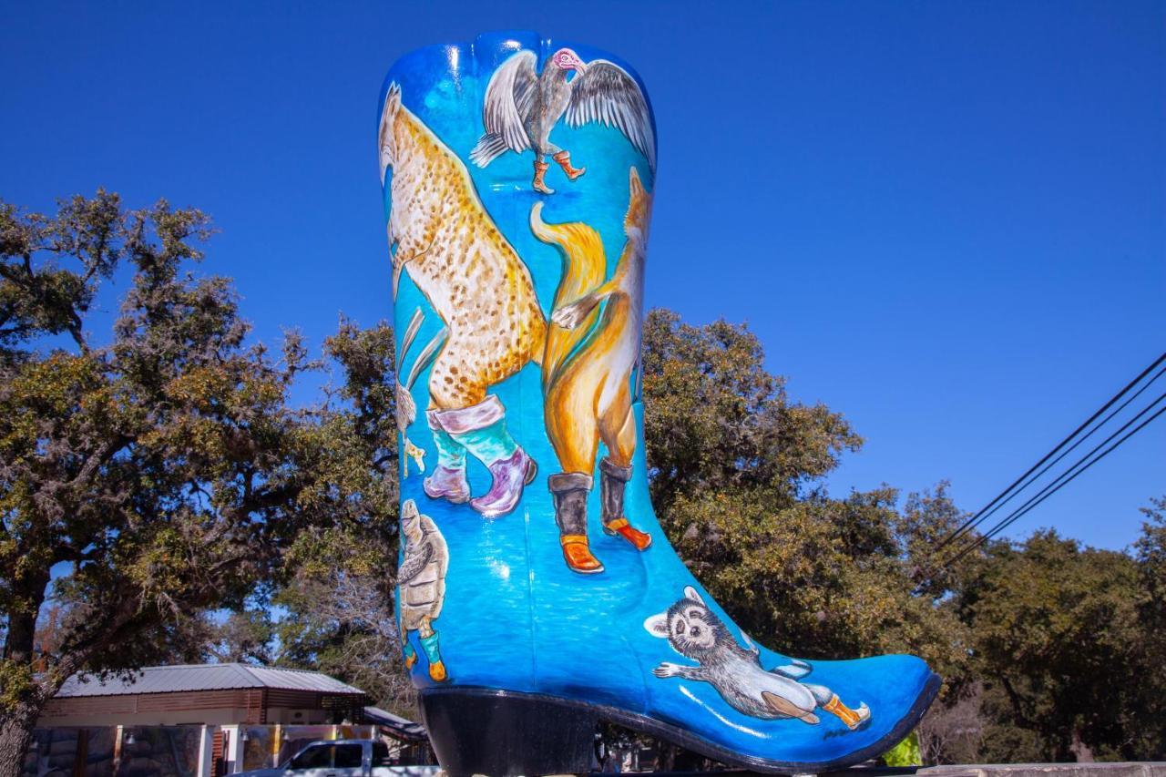 Hotel Flora And Fauna Wimberley Exterior foto